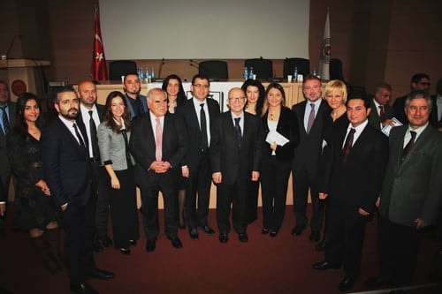 Hukuk Eğitimi Büyük Bir Kaosa Sürüklenmiştir - 127