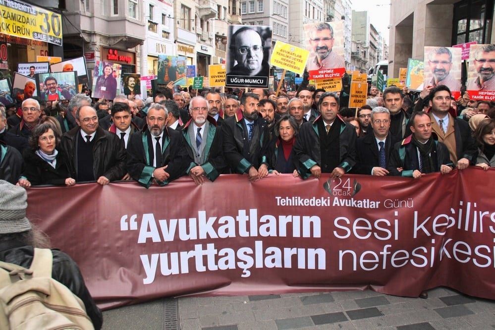 24 Ocak Tehlikedeki Avukatlar Günü - 31