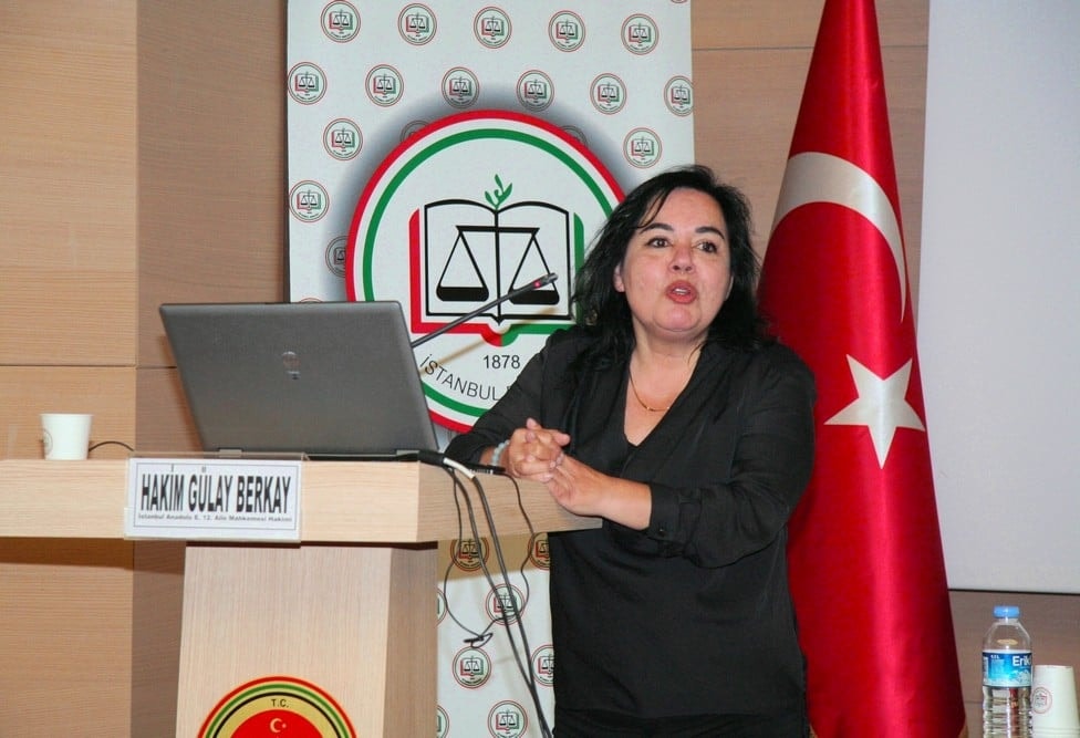 Kadın Hakları ve Aile İçi Şiddet” Konulu Sertifika Programı Devam Ediyor - 67