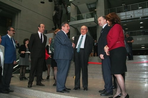 Avukatların Resim Çalışmaları Sergilendi
 - 4