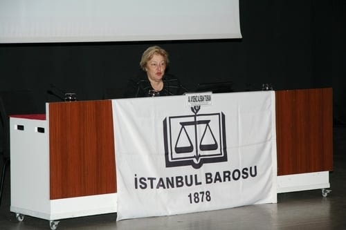 Kadın Hakları Ve Aile İçi Şiddet Konulu Sertifika Programı Devam Ediyor

 - 2