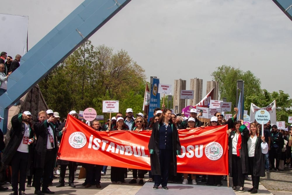 Binlerce Meslektaşımızla “Avukat İçin de Adalet” İçin Ankara’da Bir Araya Geldik - 47