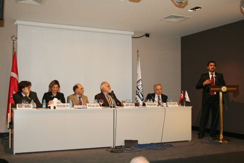 Arabuluculuk Yasa Tasarısı 
Akademisyenlerce Değerlendirildi - 7