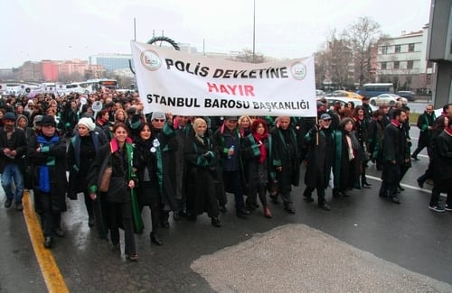 Polis Devleti Değil Hukuk Devleti

 - 41