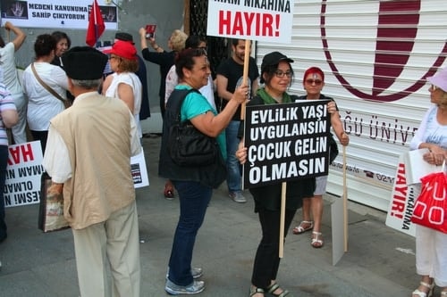 Devrim Yasamız Medeni Kanuna Sahip Çıkıyoruz Yürüyüşü - 70