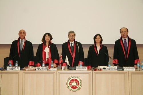 Farazi Dava Yarışması Yapıldı

 - 127