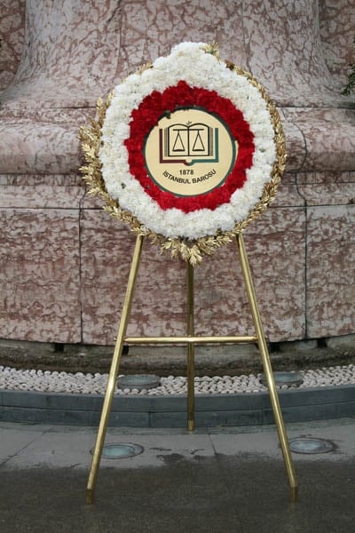 5 Nisan Avukatlar Gününü Kutlamıyoruz

 - 32