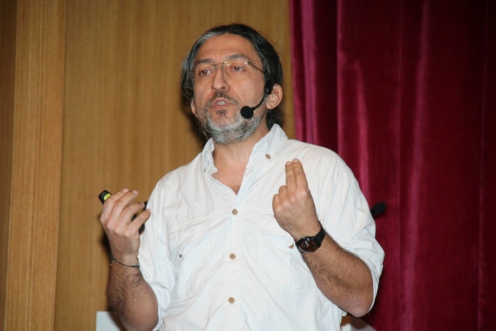 Sağlık Teknolojileri ve Hukuk Konferansı - 73