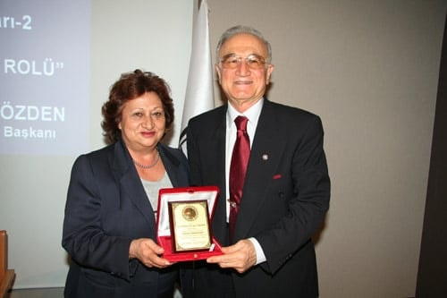 Yekta Güngör Özden: “Avukatlar Hukukun Gerçek Bekçileridir” - 13