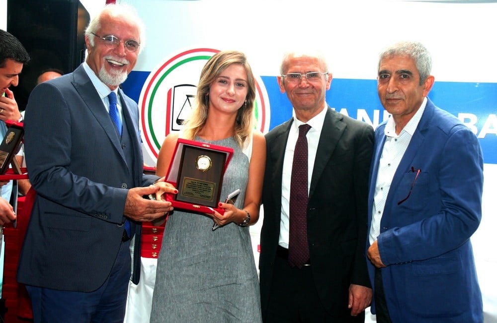 Sem Eğitmenlerine Plaket Verildi - 136