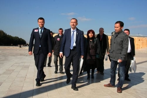 İstanbul Barosu Heyeti Anıtkabir’De Ata’Nın Huzurunda

 - 73