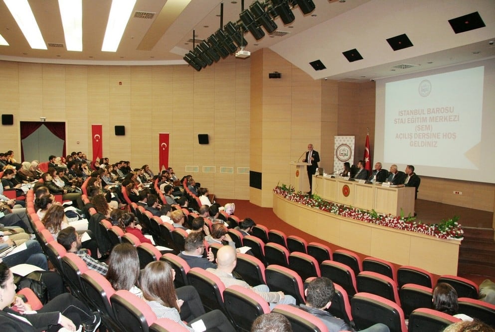 Avukatın Yapacağı İş Hukuk Teknisyenliğine Dönüştürülmemeli - 73