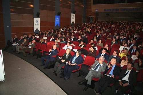 Twitter Kapatmak Hukuk Devletinde Olacak Şey Değil - 17