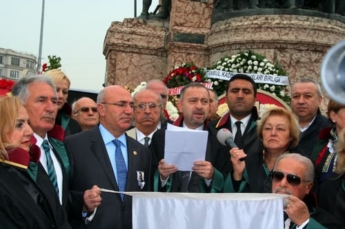 Aramızdan Ayrılışının 77. Yılında Atamızı Saygı Ve Minnetle Andık 
 - 85