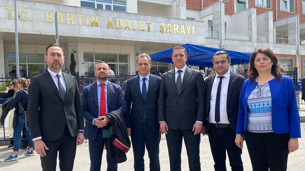 İstanbul Barosu Başkanı Av. Filiz Saraç, 43 Madencimizin Yaşamını Yitirdiği Amasra Maden Faciasının Duruşmasına Katıldı