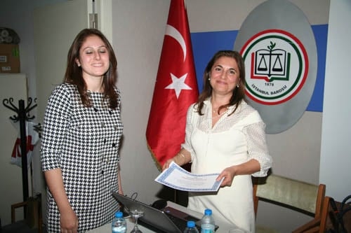 Kadına Şiddet Durmak Bilmiyor

 - 136