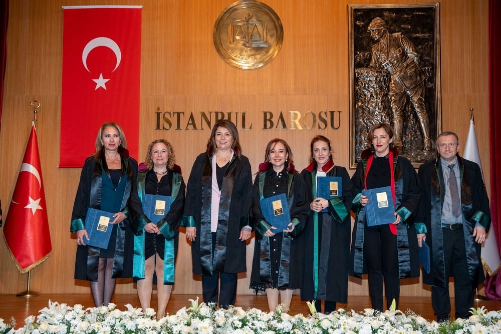 Meslekte 25, 30 ve 35 Yılını Dolduran Meslektaşlarımıza Plaket Verildi - 57