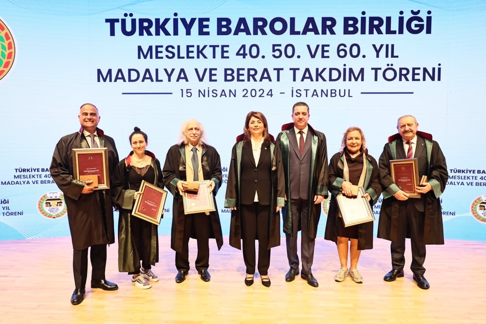 Meslekte 40, 50 ve 60 Yılını Dolduran Meslektaşlarımıza Plaket Verildi - 78