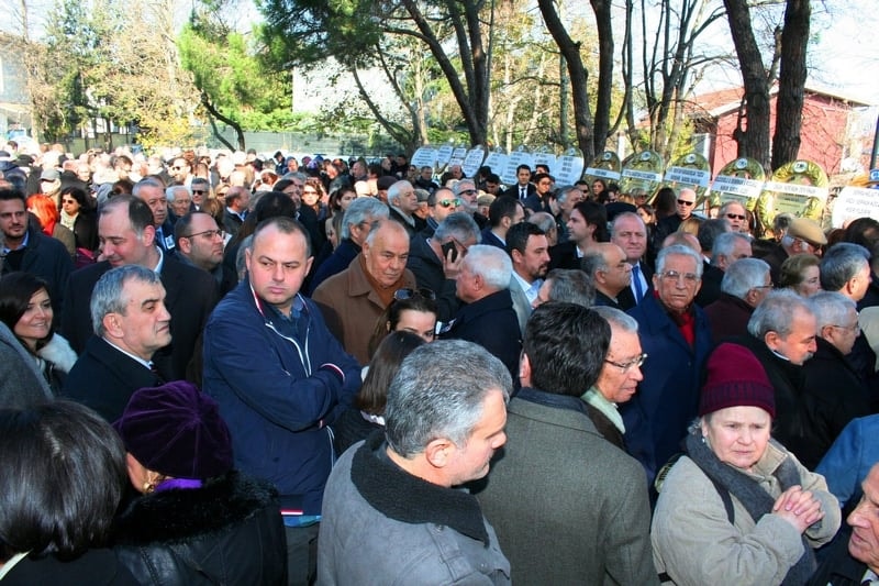 Başkanımız Av. Kazım Kolcuoğlu’nu Son Yolculuğuna Uğurladık - 119