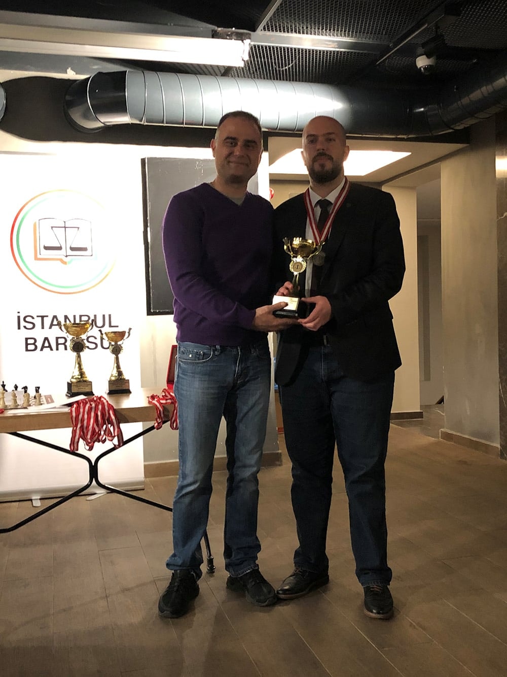 Hamle Sırası Savunmada  - 1