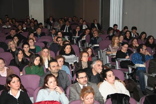 Kadın Hakları Ve Aile İçi Şiddet Semineri Devam Ediyor

 - 45