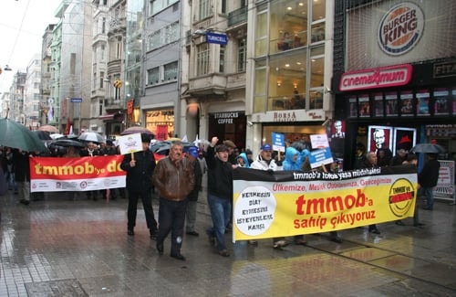 Meslek Odaları Torba Yasaya Karşı Yürüdü

 - 3