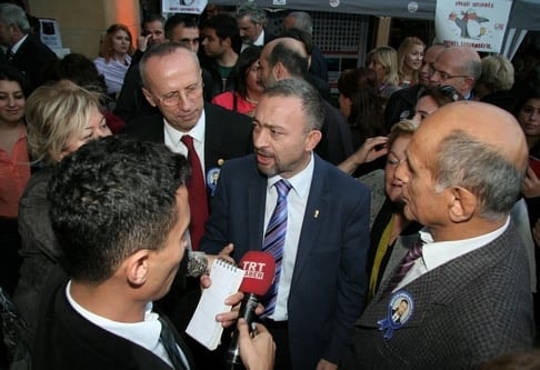 Ümit Kocasakal İstanbul Barosu Başkanlığına Yeniden Seçildi 

 - 355