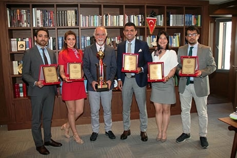 Başkan Durakoğlu, Marmara Bölge Biricisi Olan Takımı Plaketle Onurlandırdı