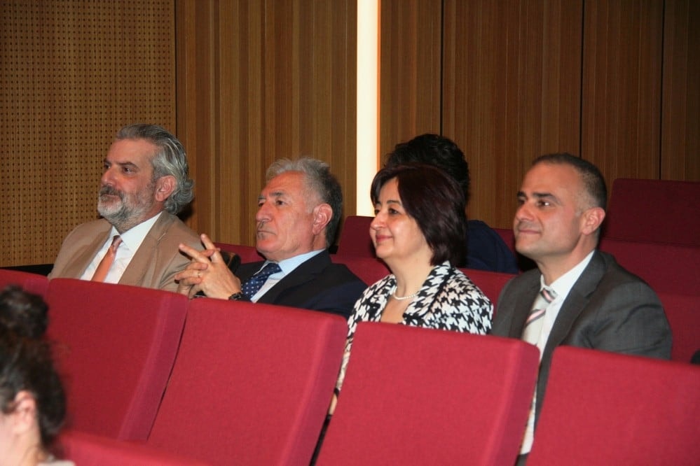 Geçmişten Geleceğe Avukatlık - 96