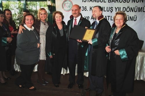 Hukuk Devleti Tesis Edilene, Yargı Bağımsız Olana Kadar, Bedeli Ve Pahası Ne Olursa Olsun Bu Mücadeleyi Birlikte Sürdüreceğiz - 324