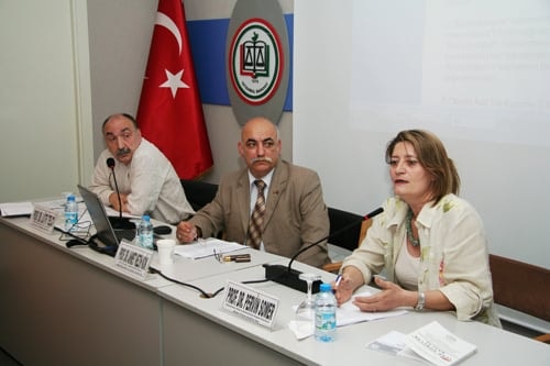 Hukuk Ve Tıp Mensupları Arasında Ortak Dil
 - 69