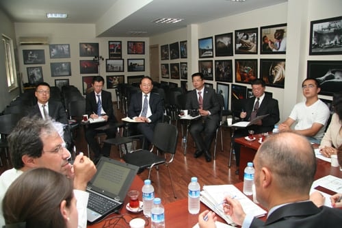 Çinli Adli Bilimciler Baromuzu Ziyaret Etti
 - 3