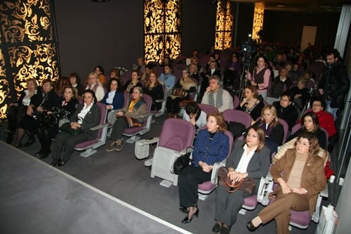 Türkiye’De Kadın - Erkek Eşitliği Demokrasi Sorunudur

 - 2