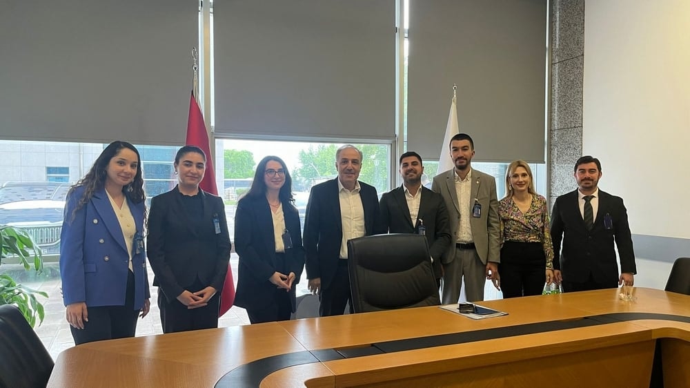 Genç Avukatlar Merkezimiz “Genç Avukatlara Yeni İş Alanları Yaratmayı Amaçlayan” Kanun Teklifini ve 9. Yargı Paketinde Adli Yardıma İlişkin Düzenlemeyi TBMM’de Grubu Bulunan Partilerle Görüştü - 8