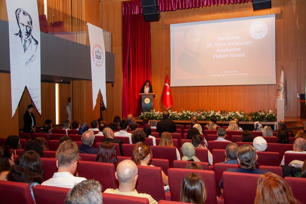 Meslekte 25, 30 ve 35 Yılını Dolduran Meslektaşlarımıza Plaket Verildi - 55