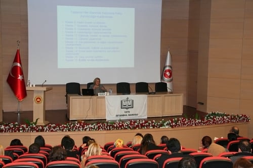 Kadın Hakları Ve Aile İçi Şiddet” Konulu Sertifika Programı Devam Ediyor
 - 33