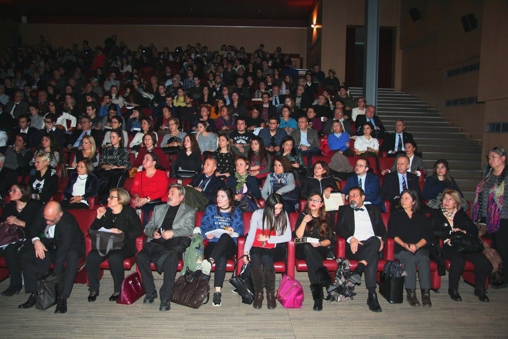 Hukuksal Gerçeklikler Bağlamında Anayasa Değişikliği - 32