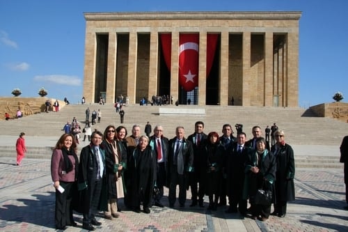 İstanbul Barosu Heyeti Anıtkabir’De Ata’Nın Huzurunda

 - 13