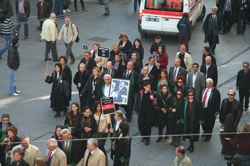 Barolar “Yargıya Ve Ülkeye Sahip Çıkma” Yürüyüşü Yaptılar - 30