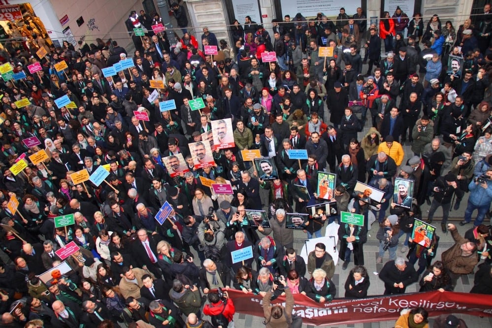 24 Ocak Tehlikedeki Avukatlar Günü - 98
