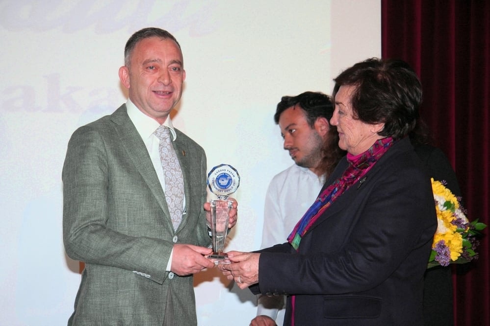 Çağdaş Yaşam Cumhuriyet Ödülü Ümit Kocasakal’a Verildi - 75