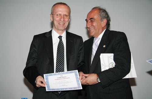 Ulusal Egemenlik Ve Anayasalarımız

 - 23