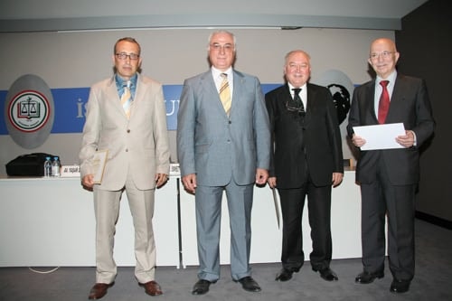 Taşıma Ve Sigorta Hukuku Açısından
Hava Taşıyıcısının Sorumluluğu - 21