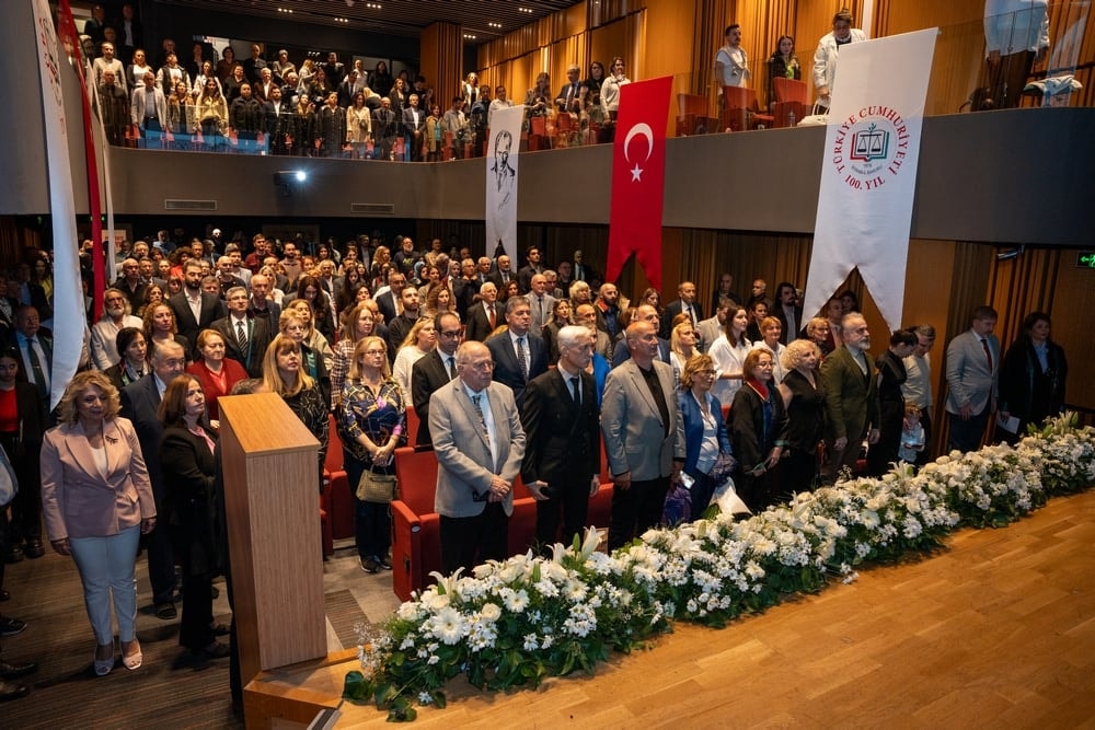 Meslekte 25, 30 ve 35 Yılını Dolduran Meslektaşlarımıza Plaket Verildi - 142