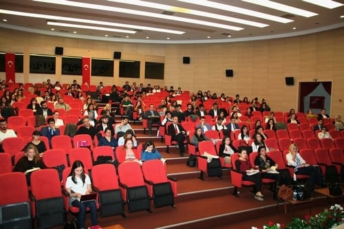 Kadın Hakları Ve Aile İçi Şiddet” Konulu Sertifika Programı Devam Ediyor
 - 6