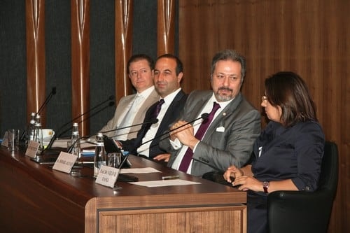 Sermaye Piyasası Kanununda Halka Açık 
Şirketlerle İlgili Suç Ve Yaptırımlar

 - 44