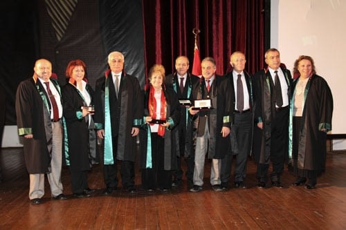 İstanbul Barosu 132. Kuruluş Yıldönümü Ve 
5 Nisan Avukatlar Günü
Etkinliklerle Kutlanmaya Başlandı - 48