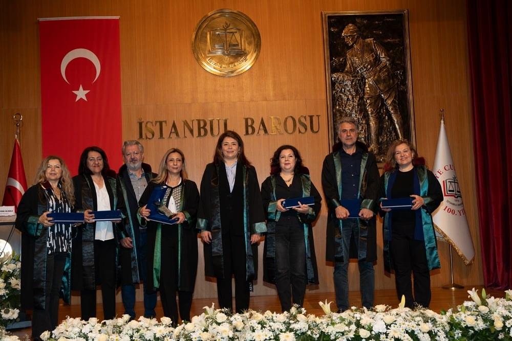 Meslekte 25, 30 ve 35 Yılını Dolduran Meslektaşlarımıza Plaket Verildi - 82