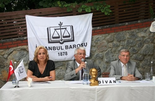 Baro Meclisi Toplandı
 - 1