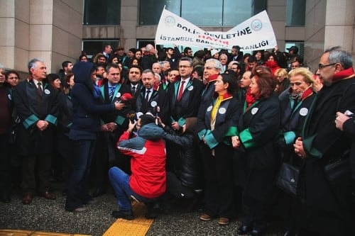 Hukuk Silah, Polis Yargı Olamaz!
 - 13